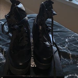 black strapy combat boots 👢